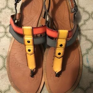 Clark’s Billie sling back thong sandals 9.5